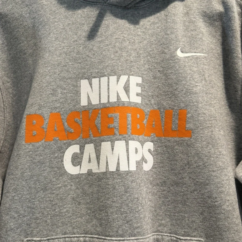 Nike Basketball Camps Standard Issue Men's Pullover Hoodie Grey Size Medium NWOT